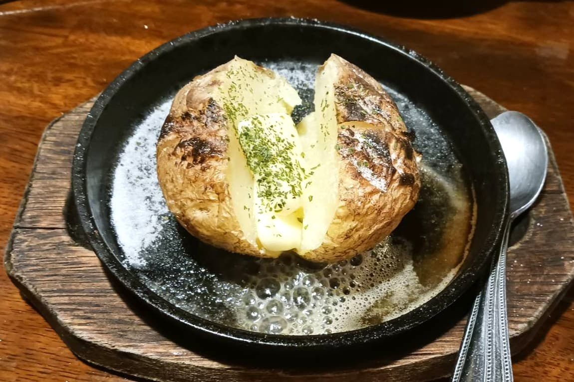 焼とり酒家 かご家 駒川店 ジャガバタ