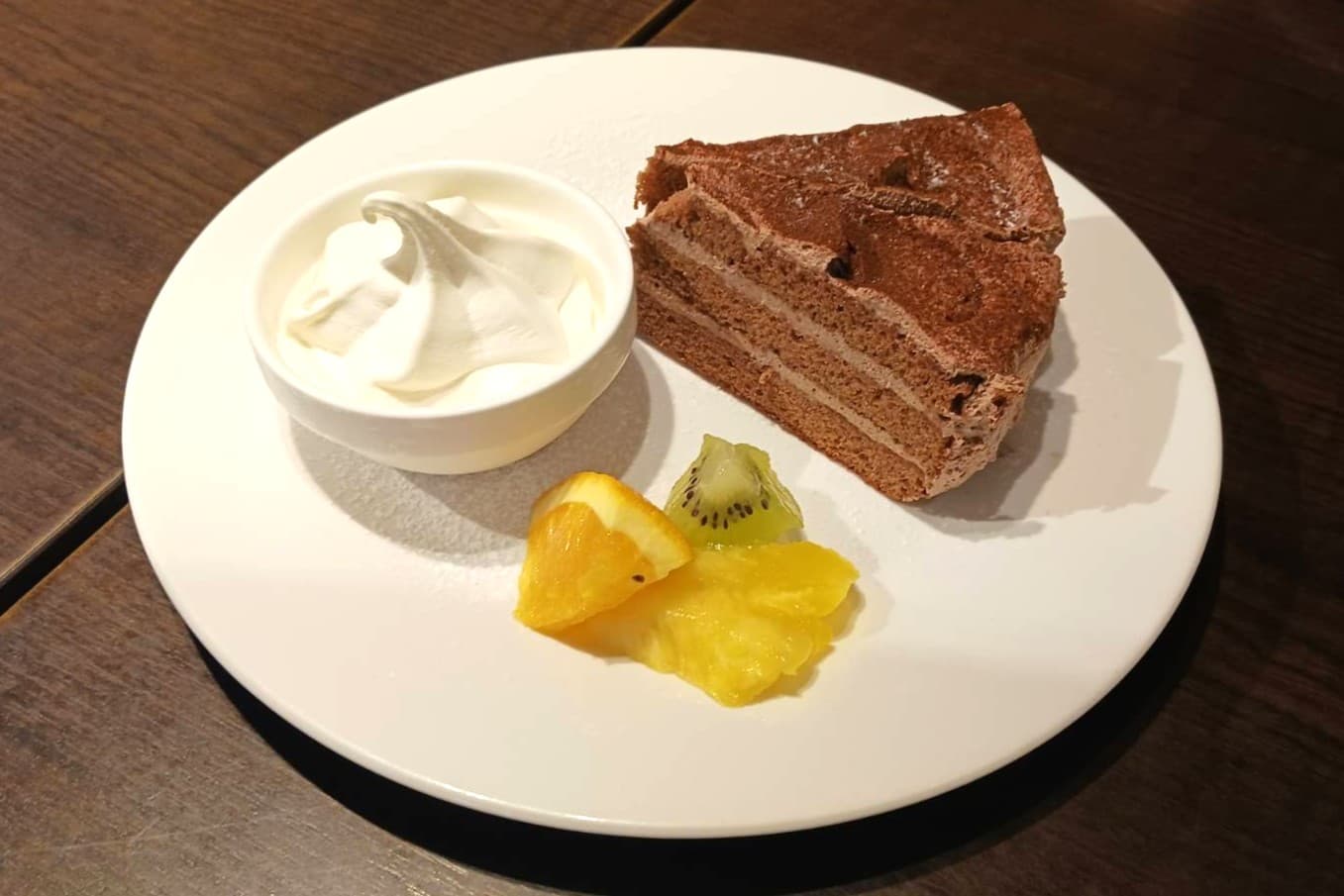 本格イタリアンと自家製デザートのCafe Dining Crocus