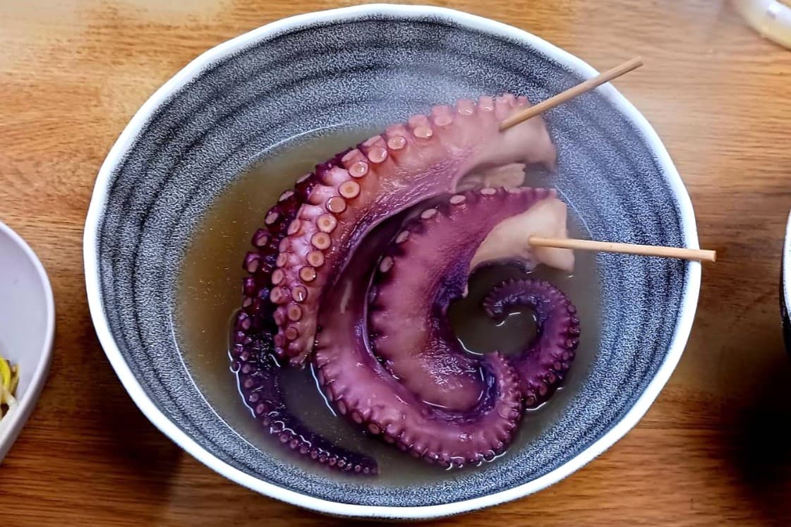 玉造 関東煮 きくや 　タコ